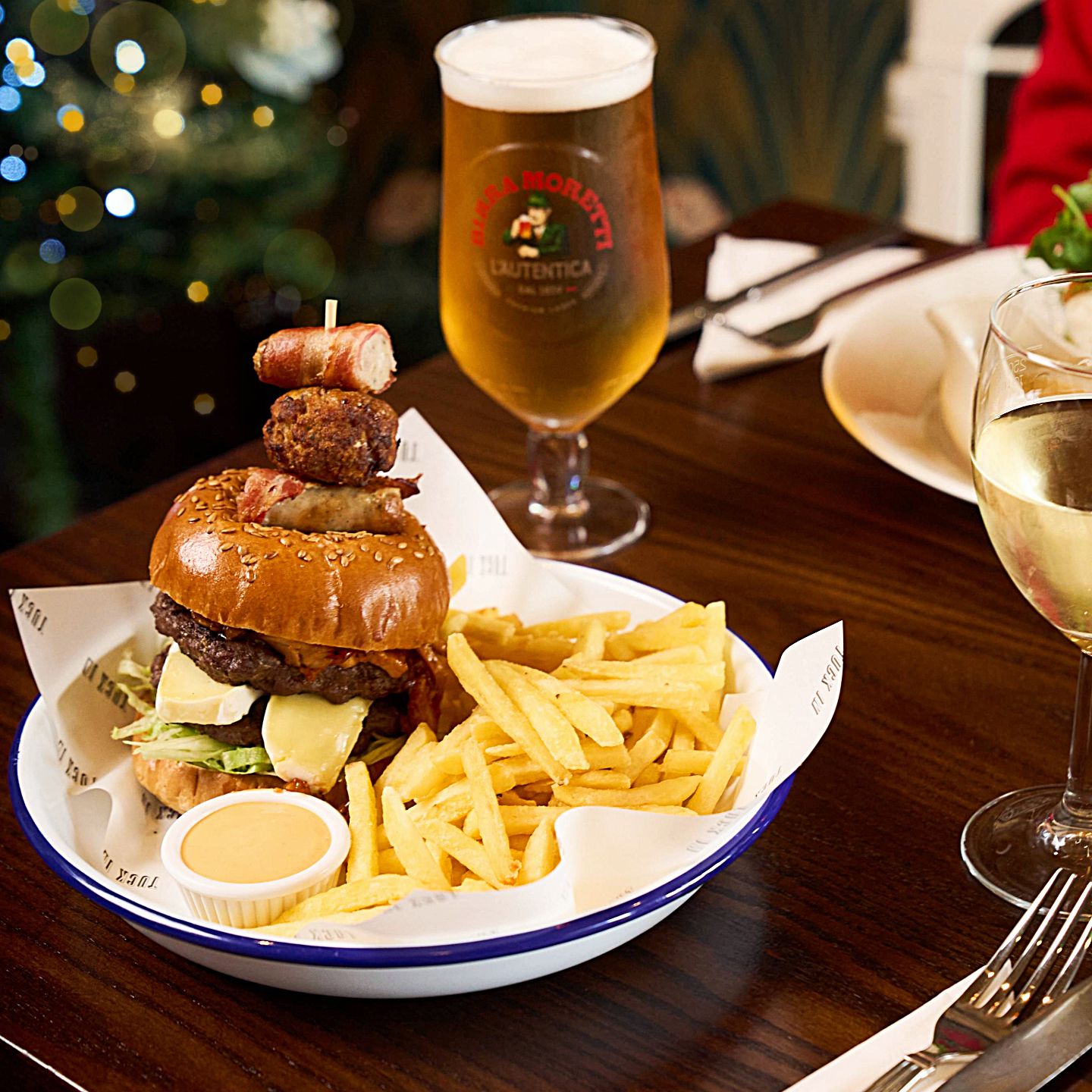 Festive Lunch & Dinner at The Gospel Oak in Tipton